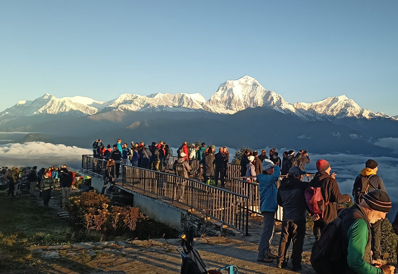 Families trek Poonhill